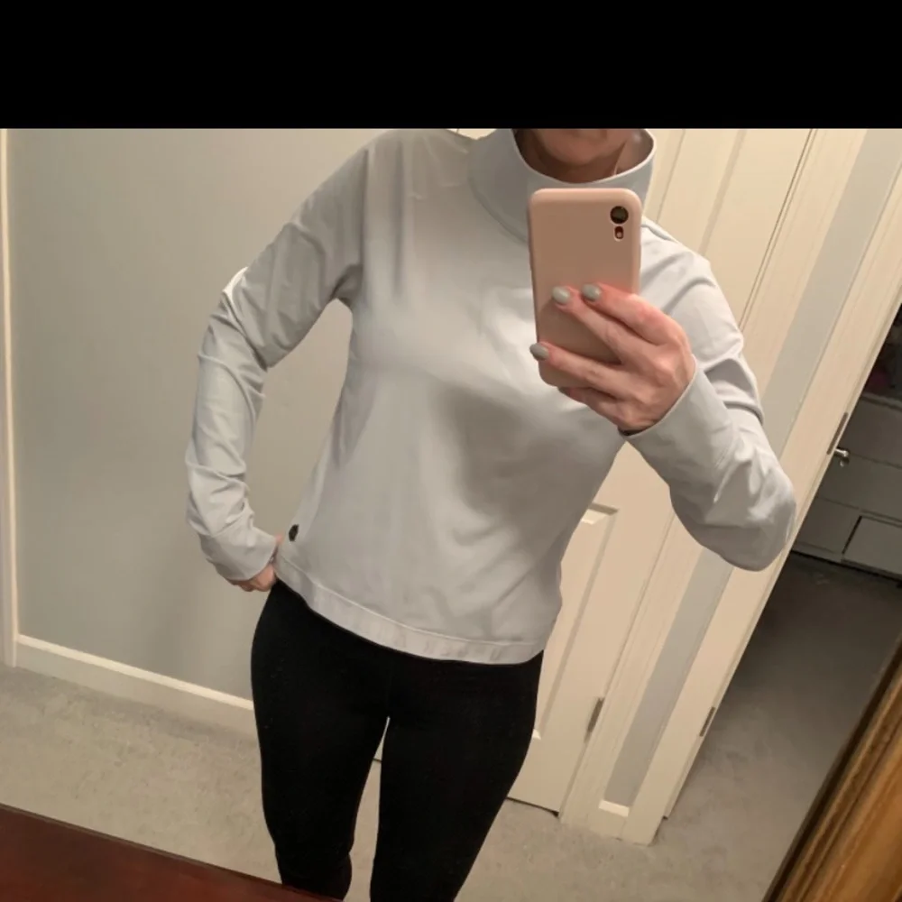 Running top - Picture 2 of 3